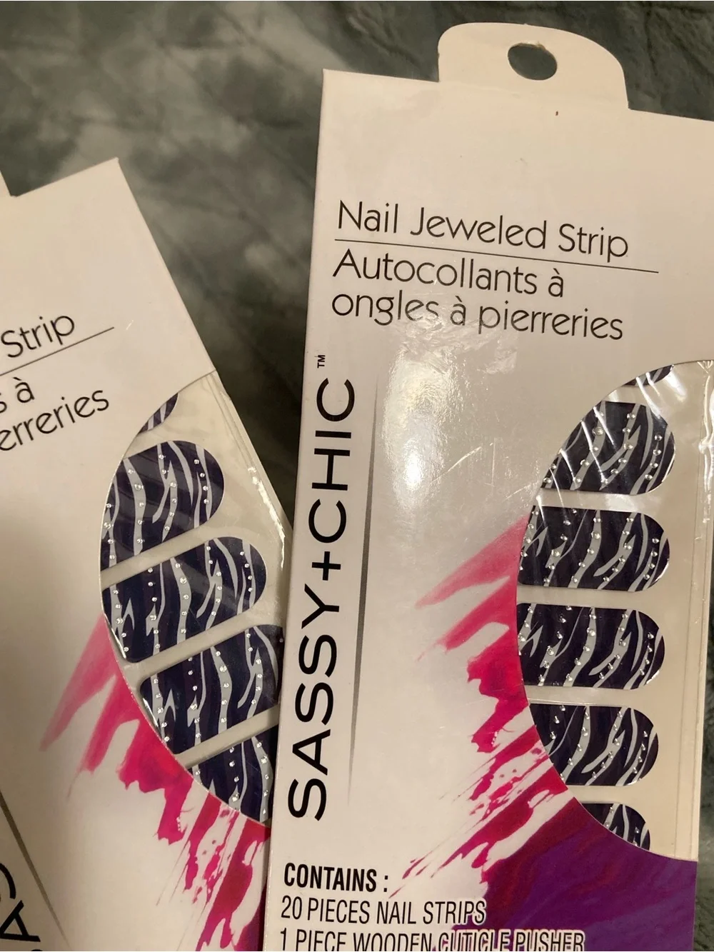 8 NEW packs of Sassy + Chic nail strips